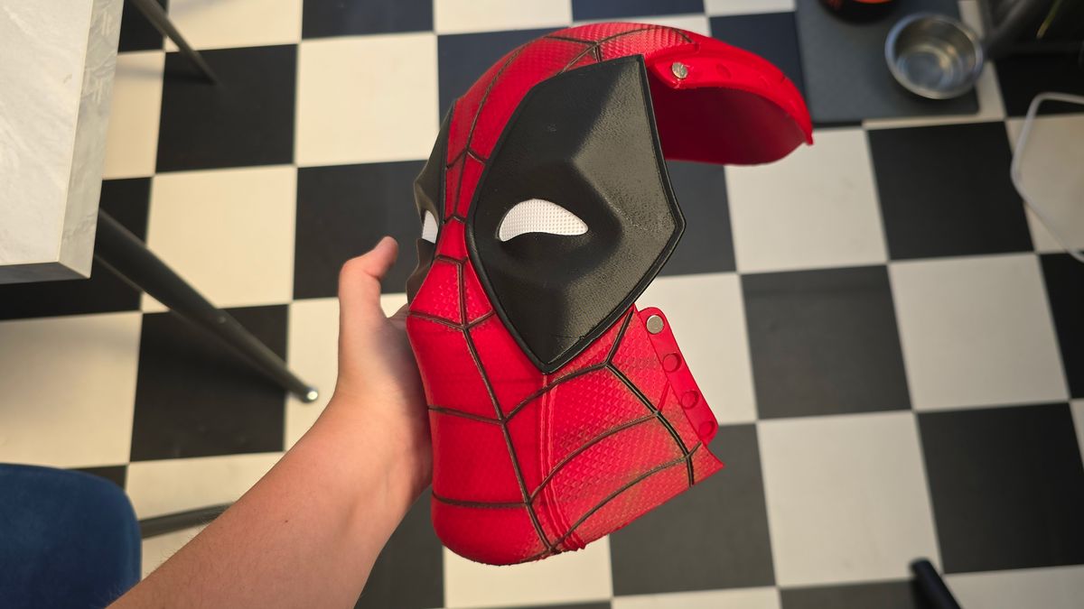 Deadpool helmet 3D print - file by Yosh Studios