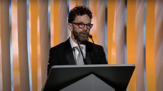Charlie Kaufman giving acceptance speech at WGA Awards