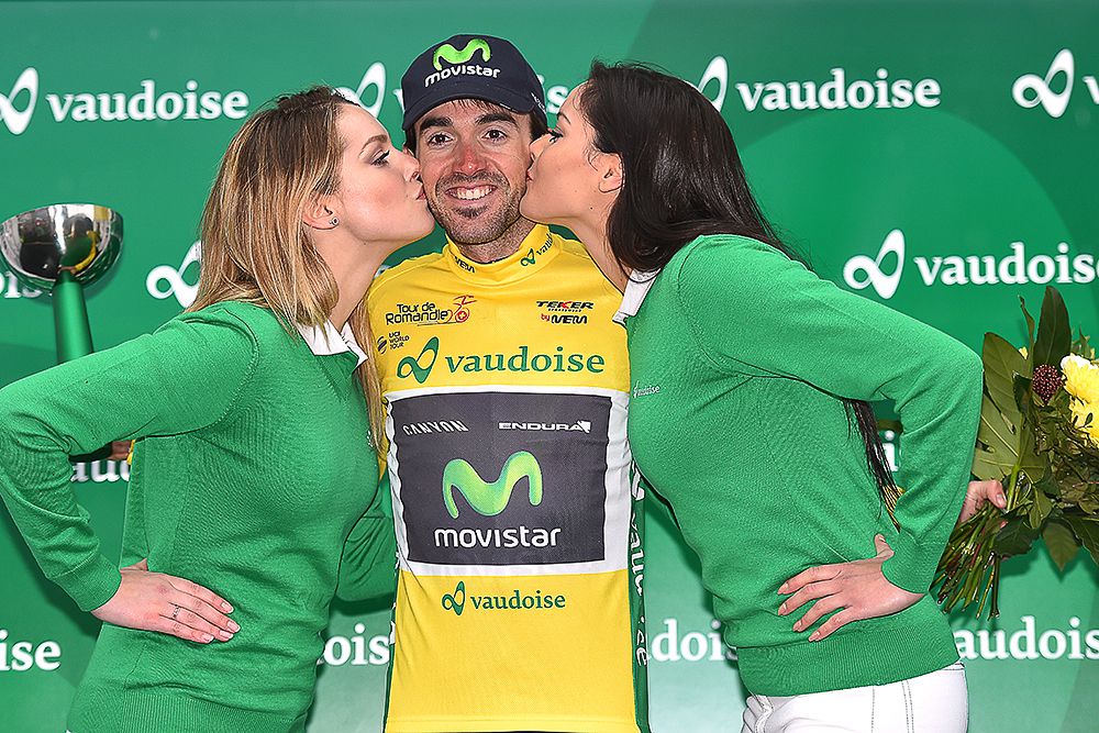 Jon Izagirre in yellow after the Tour de Romandie prologue