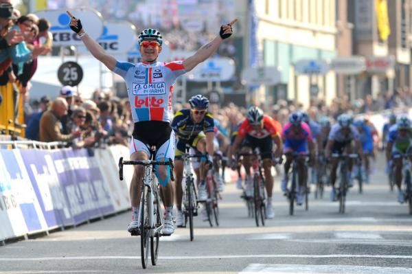 While it looks like Andr&eacute; Greipel (Omega Pharma-Lotto) took a typical field sprint, the German actually bested his three breakaway companions with the peloton just missing the catch.