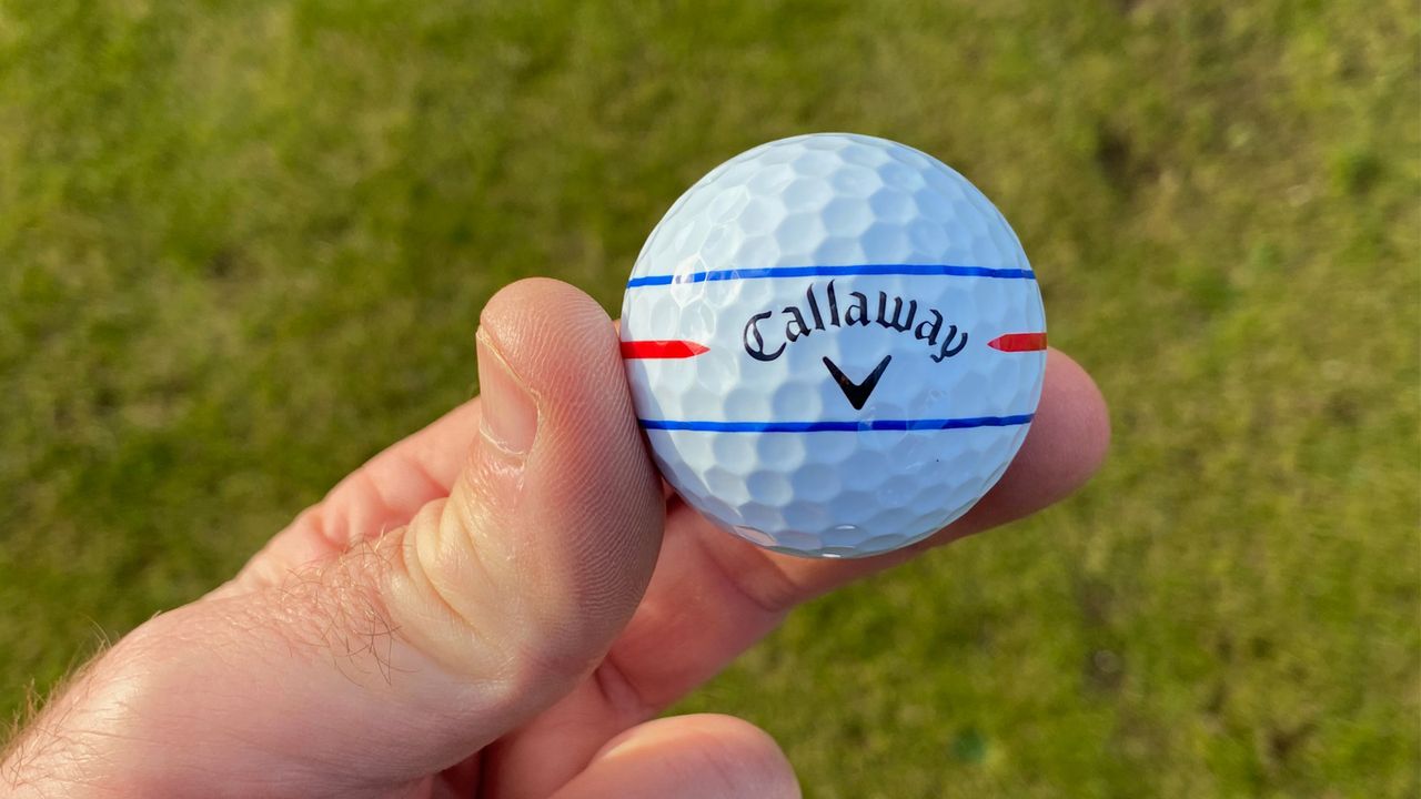 Will The Launch Of The Callaway Chrome Tour Golf Ball Knock The Titleist Pro V1 Off Its Throne?