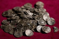 The Lenborough Hoard, unlike that found by Powell and Layton, was correctly handled throughout. These Anglo-Saxon coins, pictured while on display at the British Museum in 2015, were found by Paul Coleman. He and the owner of the land shared a reward based on a £1.35 million valuation of the hoard, which consisted of 5,200 silver pennies and two cut half pennies of kings Æthelred II (978-1016) and Cnut (1016-35). The hoard was discovered in a lead sheet on a metal-detecting rally near the village of Lenborough, Buckinghamshire in 2014.