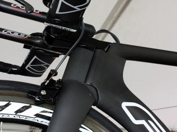 Felt's new Bayonet 3 front end uses a shallower profile than before but is also narrower, too.