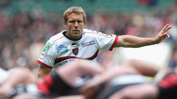 LONDON, ENGLAND - APRIL 28:Jonny Wilkinson, the Toulon standoff, looks on during the Heineken Cup semi final match between Saracens and Toulon at Twickenham Stadium on April 28, 2013 in Londo