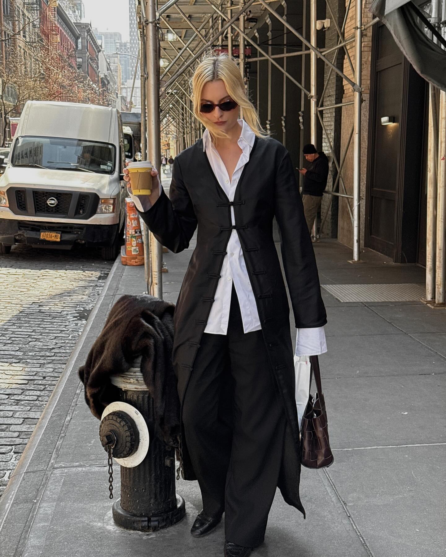 black pants outfit ideas