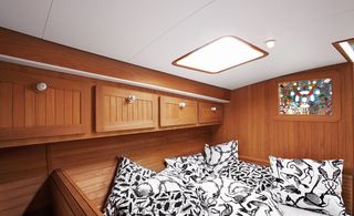 Firmship FS 42 wooden interior