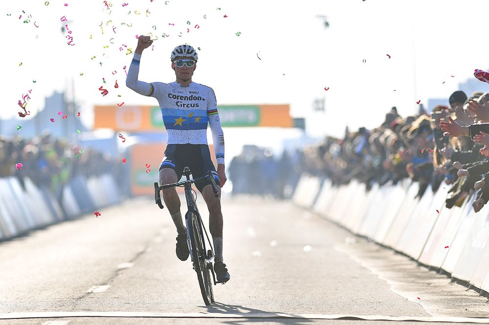 Mathieu Van Der Poel wins Superprestige Middelkeke