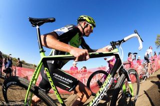 Ryan Trebon (Cannondale) running the stairs