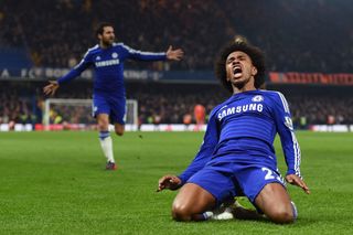 Willian celebrates after scoring for Chelsea against Everton, 2015