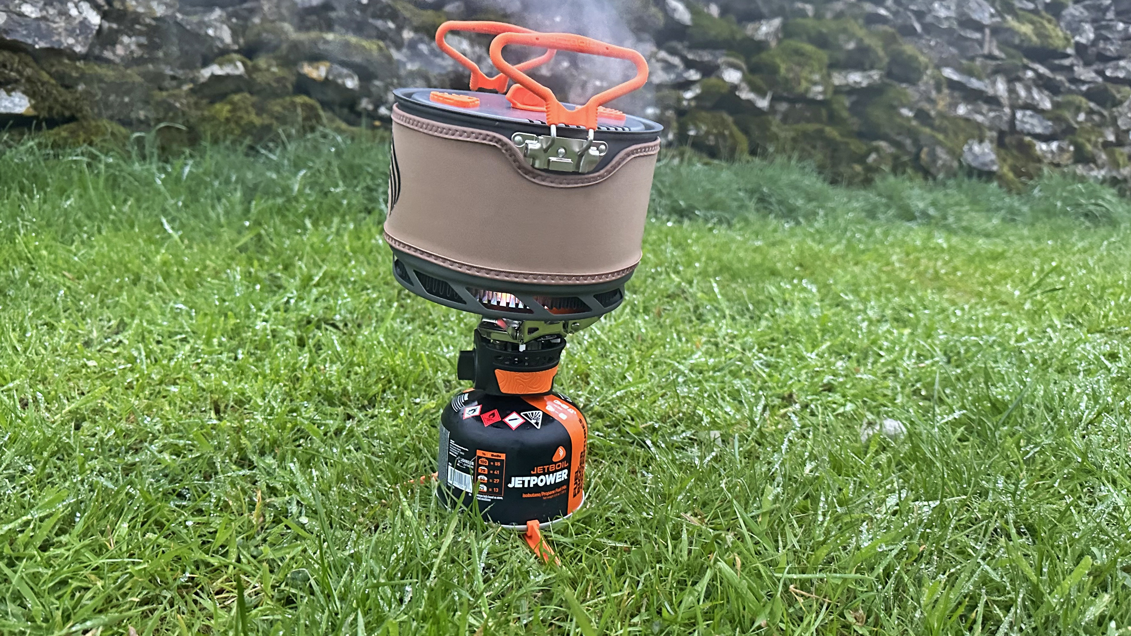Jetboil Trailcook 2.0L in use