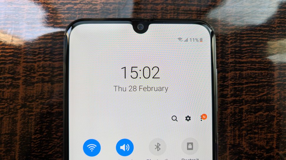 samsung a50 display refresh rate