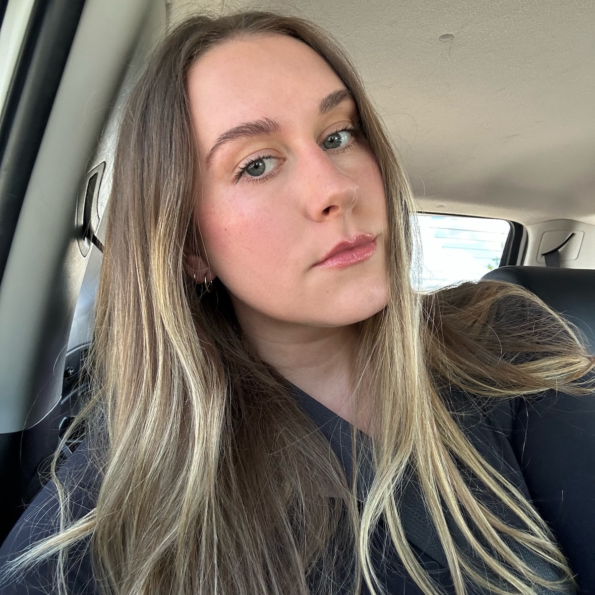 Who What Wear Beauty Editor Kaitlyn McLintock wearing Maybelline Sky High Mascara
