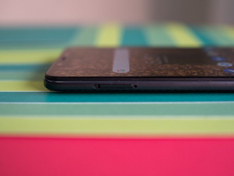 POCO F1 review 2020
