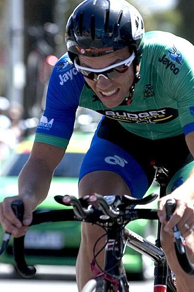 Jonathan Cantwell (Fly V Australia) from Austalia powers to the line in an attempt to stay in the hunt for overall honours on the GC.