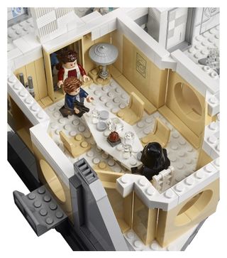 An interrupted meal plays out on Lego's "Betrayal on Cloud City" set.