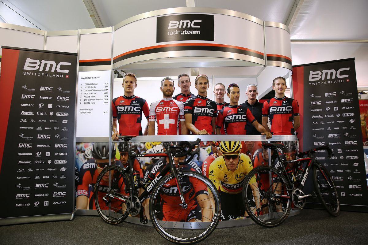 Floris Gerts with his BMC teammates prior to the Tour Down Under