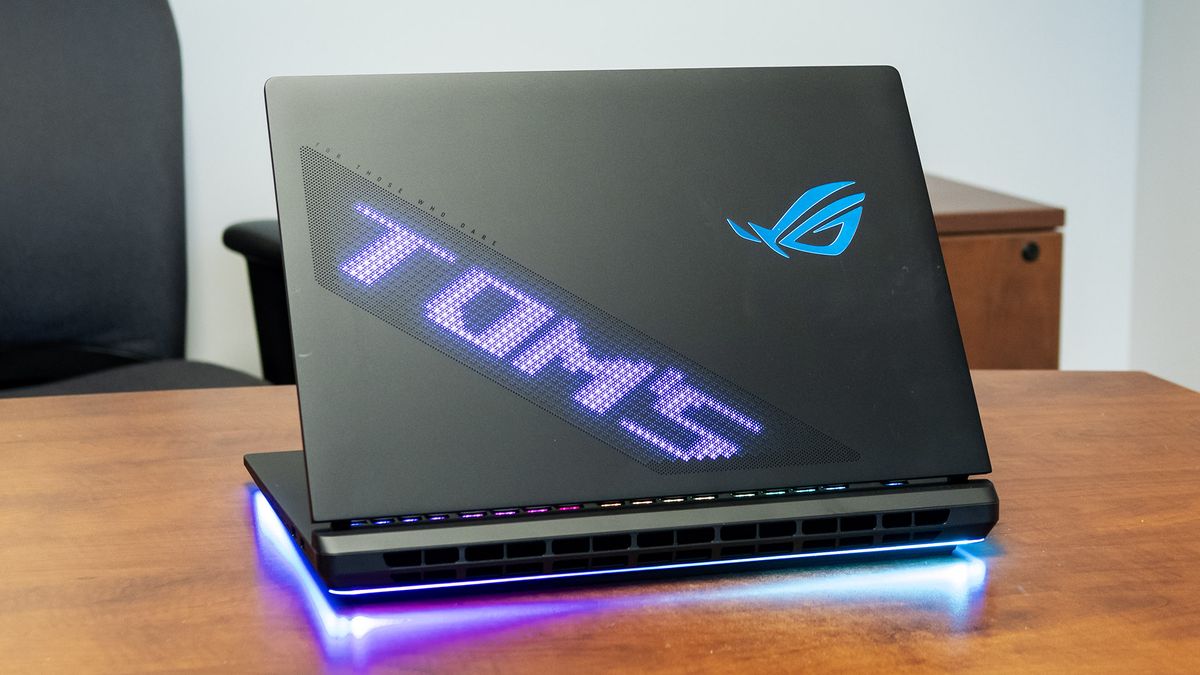 Asus ROG Strix Scar 18 (2026)