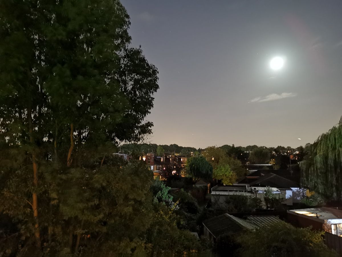 Night mode on the Mate 30 Pro.