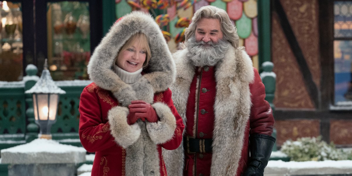 The Christmas Chronicles 2 Mrs. Claus and Santa smiling in the square