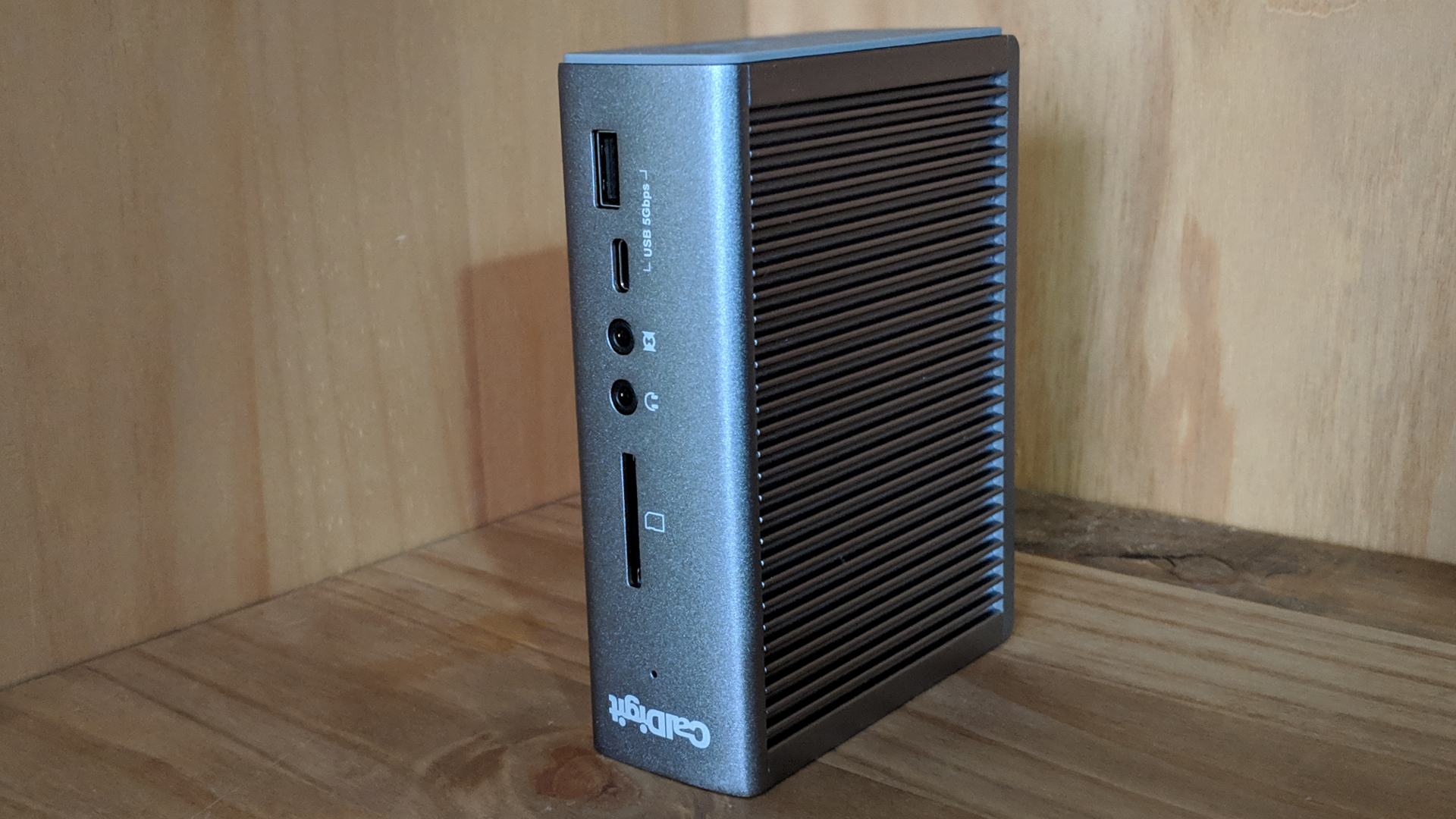 Caldigit Ts3 Plus Thunderbolt 3 Docking Station Review Techradar 1087