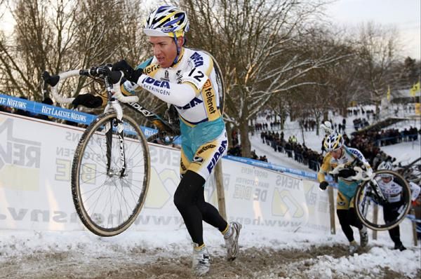 Tom Meeusen (Fidea) had a strong race against the elites.