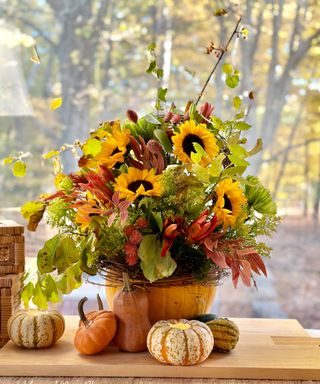 Pumpkin vase and fall floral styling idea