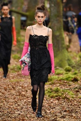 Chanel : Runway - Paris Fashion Week Womenswear Fall/Winter 2018/2019