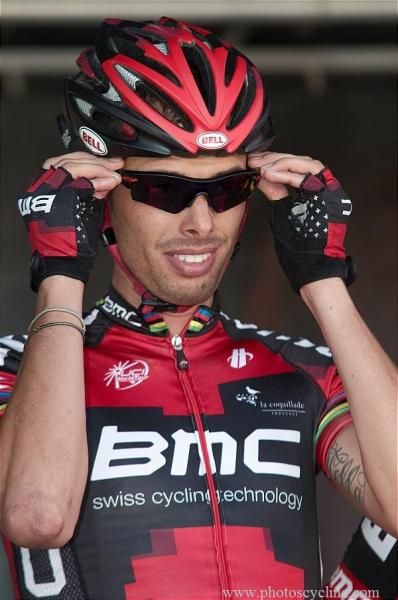 Alessandro Ballan (BMC) is still riding.