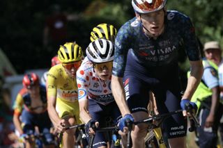 Matteo Jorgenson leads Jonas Vingegaard up Plateau de Beille