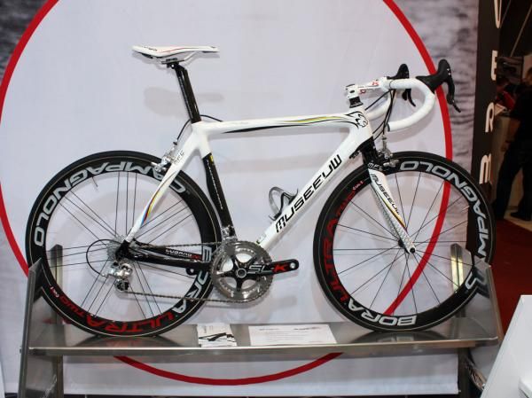Museeuw's limited edition MF-Lugano is essentially an MF-1 beneath the fancy paint.
