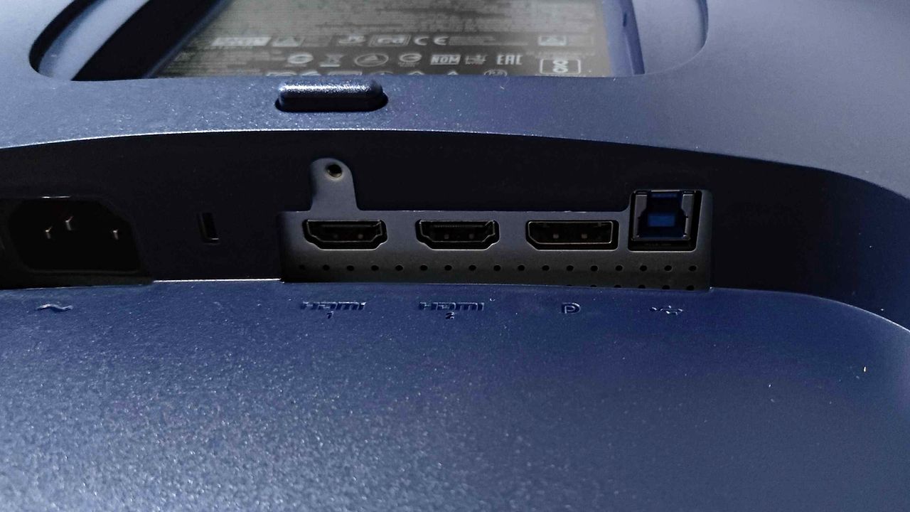 Ports on AW3426DW