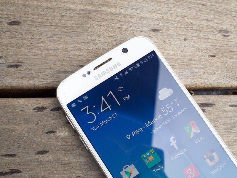 Samsung Galaxy S6 front