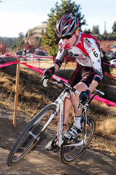 Logan Owen (Redline) riding fifth wheel on the first lap