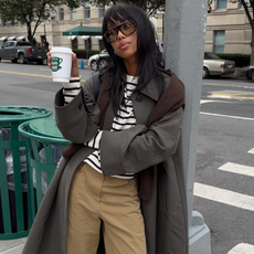 Fashion person amaka hamelijnck wears a winter jeans outfit 2025