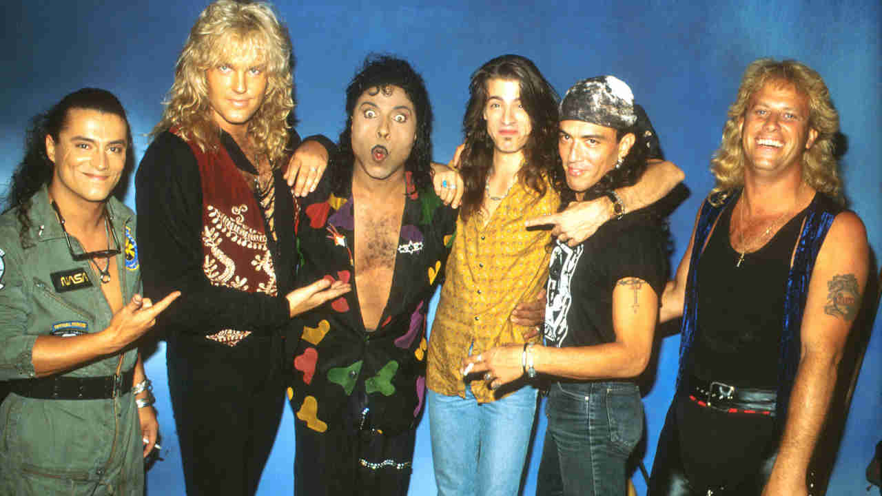 Ratt posing for a photograph with Little RIchard in 1990