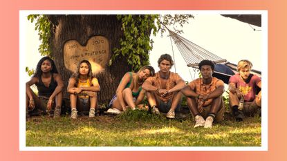 Carlacia Grant as Cleo, Madison Bailey as Kiara, Madelyn Cline as Sarah Cameron, Chase Stokes as John B, Jonathan Daviss as Pope, Rudy Pankow as JJ in episode 309 of Outer Banks