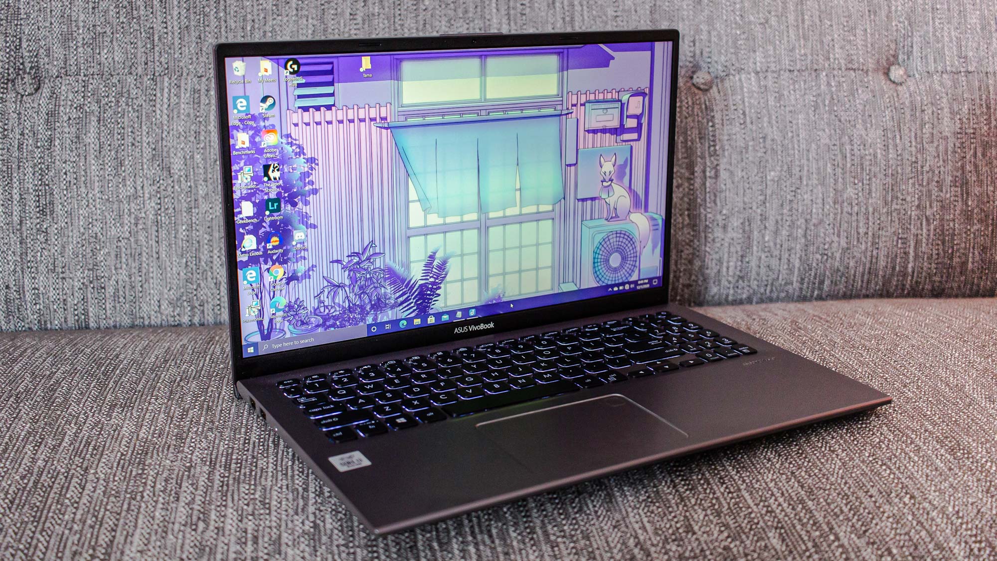 Asus VivoBook 15 review - open