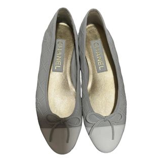 Chanel, Flat Balet Kulit Cambon