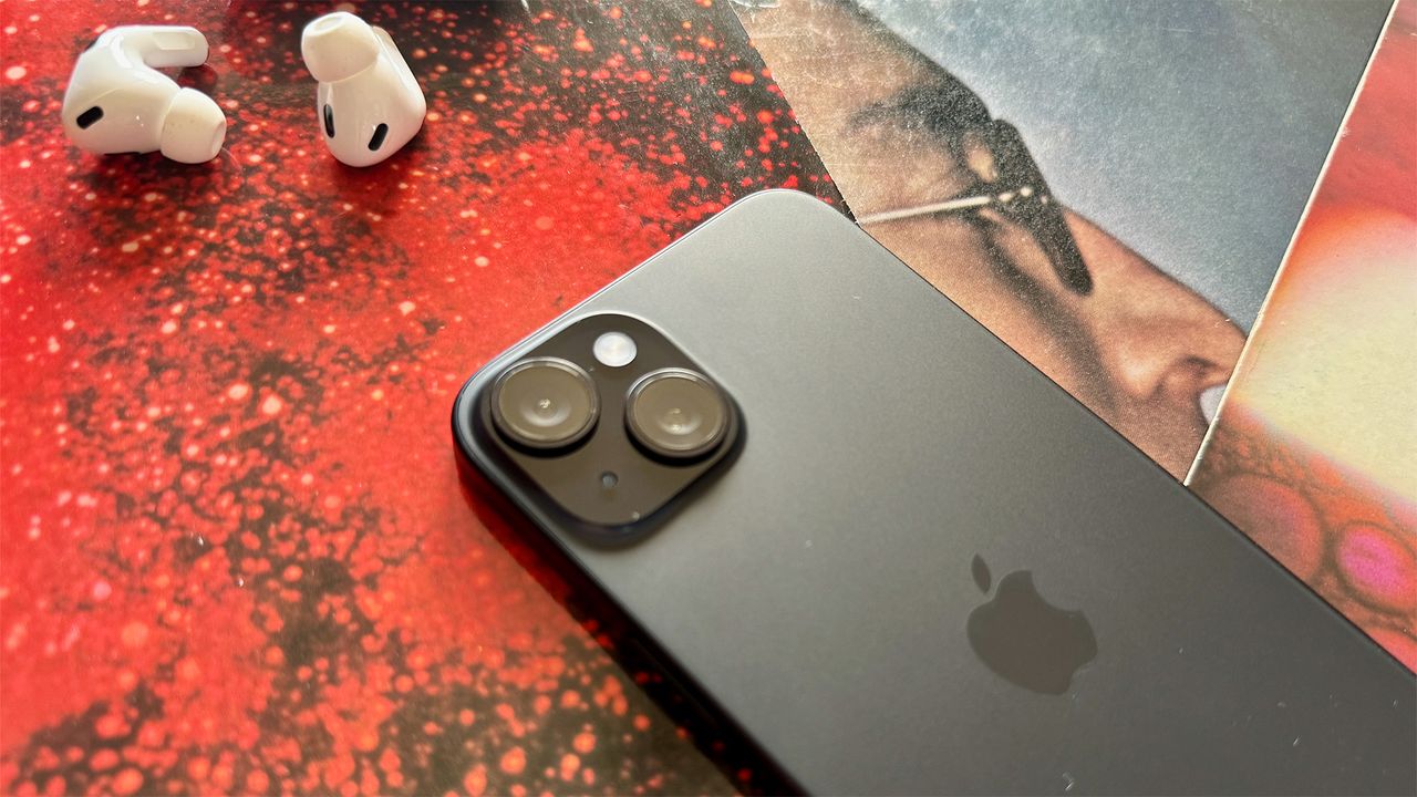 Apple iPhone 15 Plus smartphone