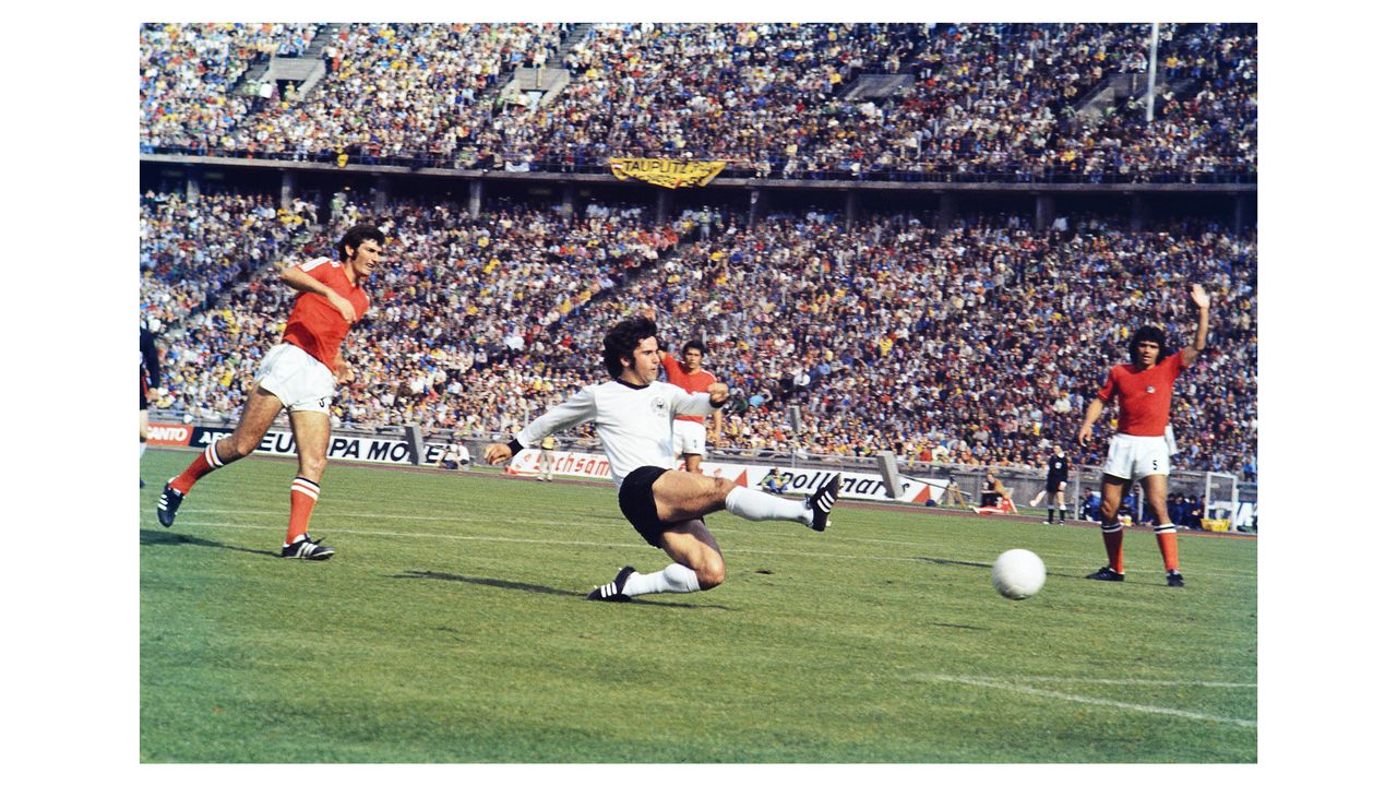 GERD M&Uuml;LLER, 1974, OLYMPIASTADION, BERLIN