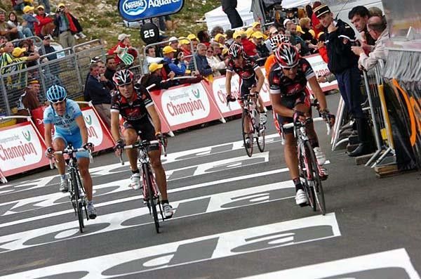 Caisse d'Epargne rode together but a little further back than they wanted to.