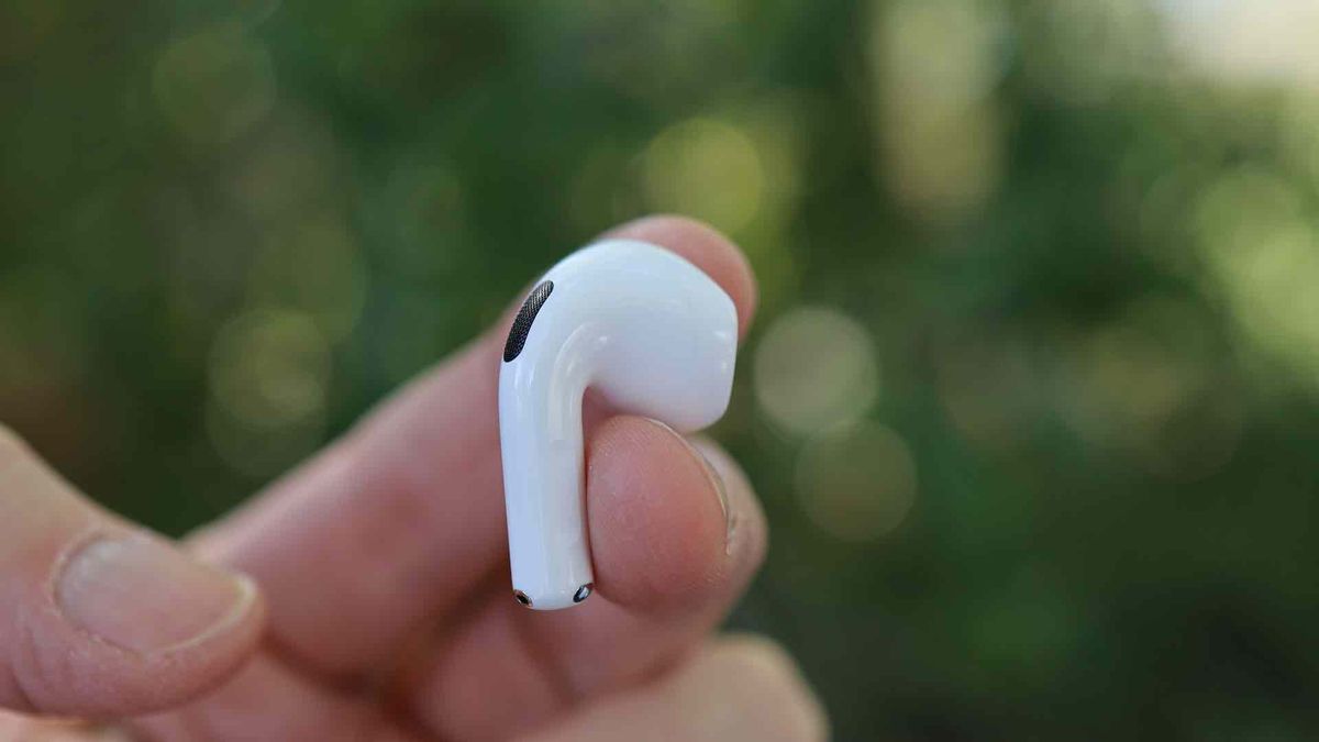 AirPods 4 with Active Noise Cancellation