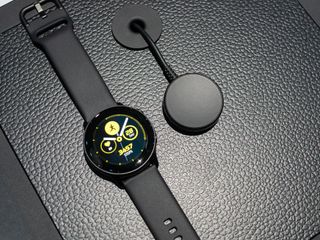 Samsung Galaxy Watch Active with Charger