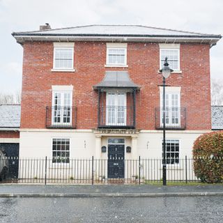 exterior of Georgian detached property