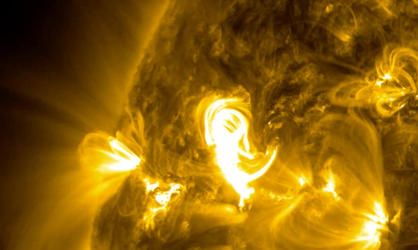 Watch this spectacular NASA video of a &amp;#039;graceful&amp;#039; solar flare