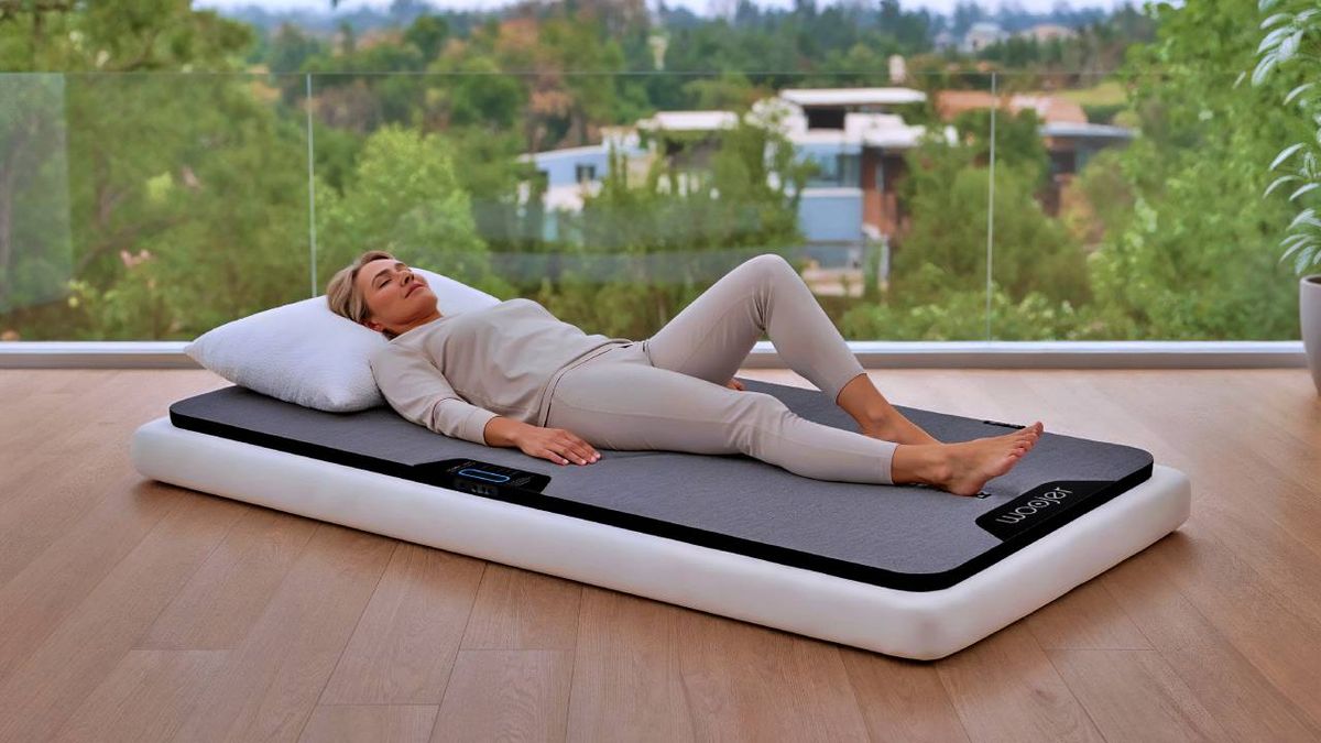 Wellness Mat This ‘world’s first’ wellness mat relieves pain and improves sleep ...