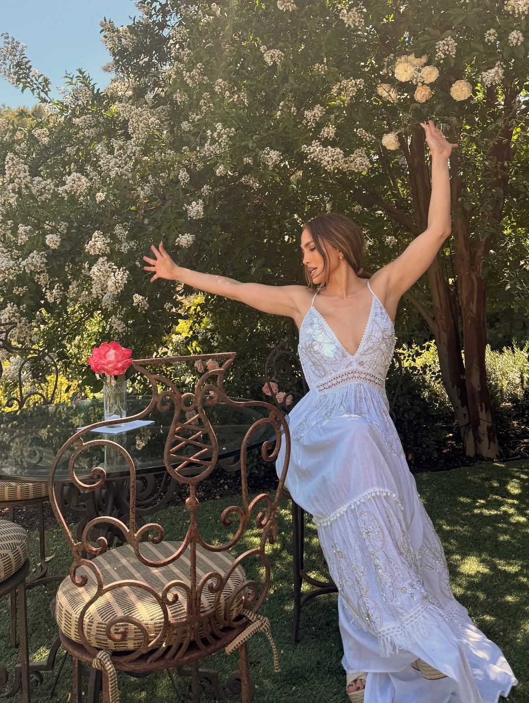 Jennifer Lopez matched her little white dress to a bikini on Memorial Day