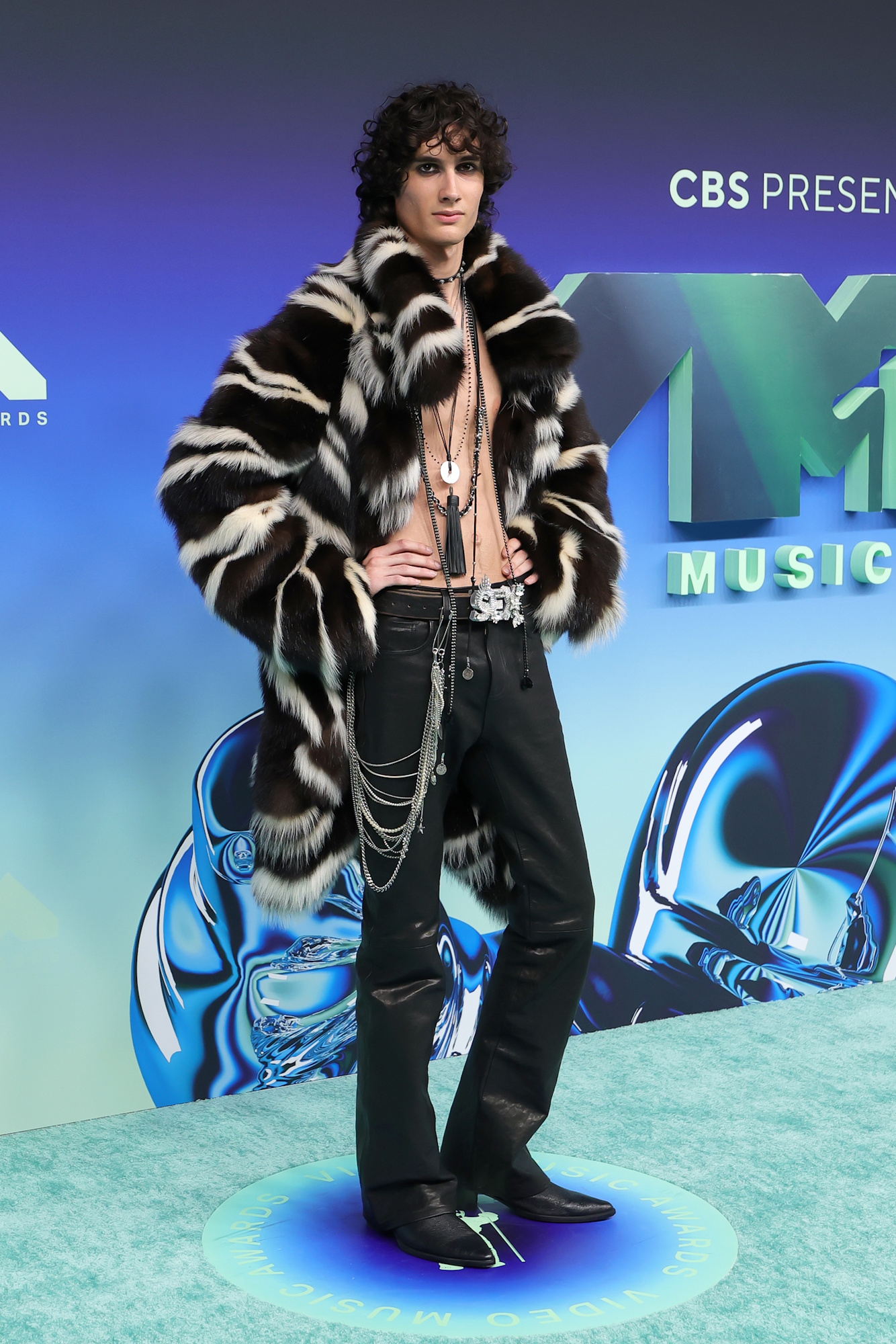 Sombr attends the 2026 MTV Video Music Awards (VMAs) at Peacock Theater on September 27, 2026 in Los Angeles, California.