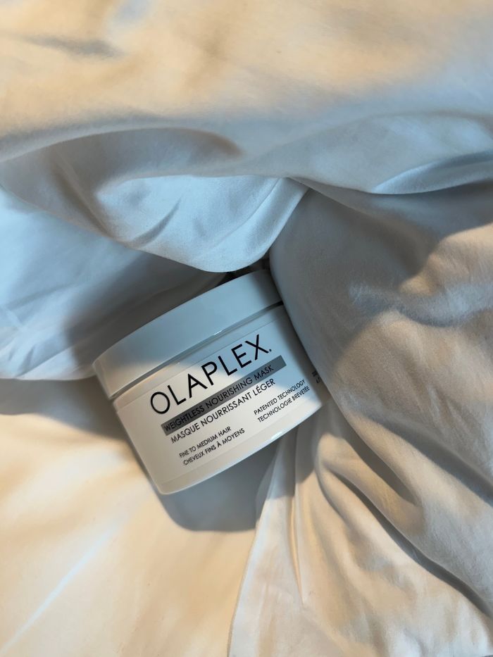 Olaplex Weightless Nourishing Hair Mask