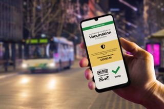 A verifiable vaccination certificate on a smartphone 